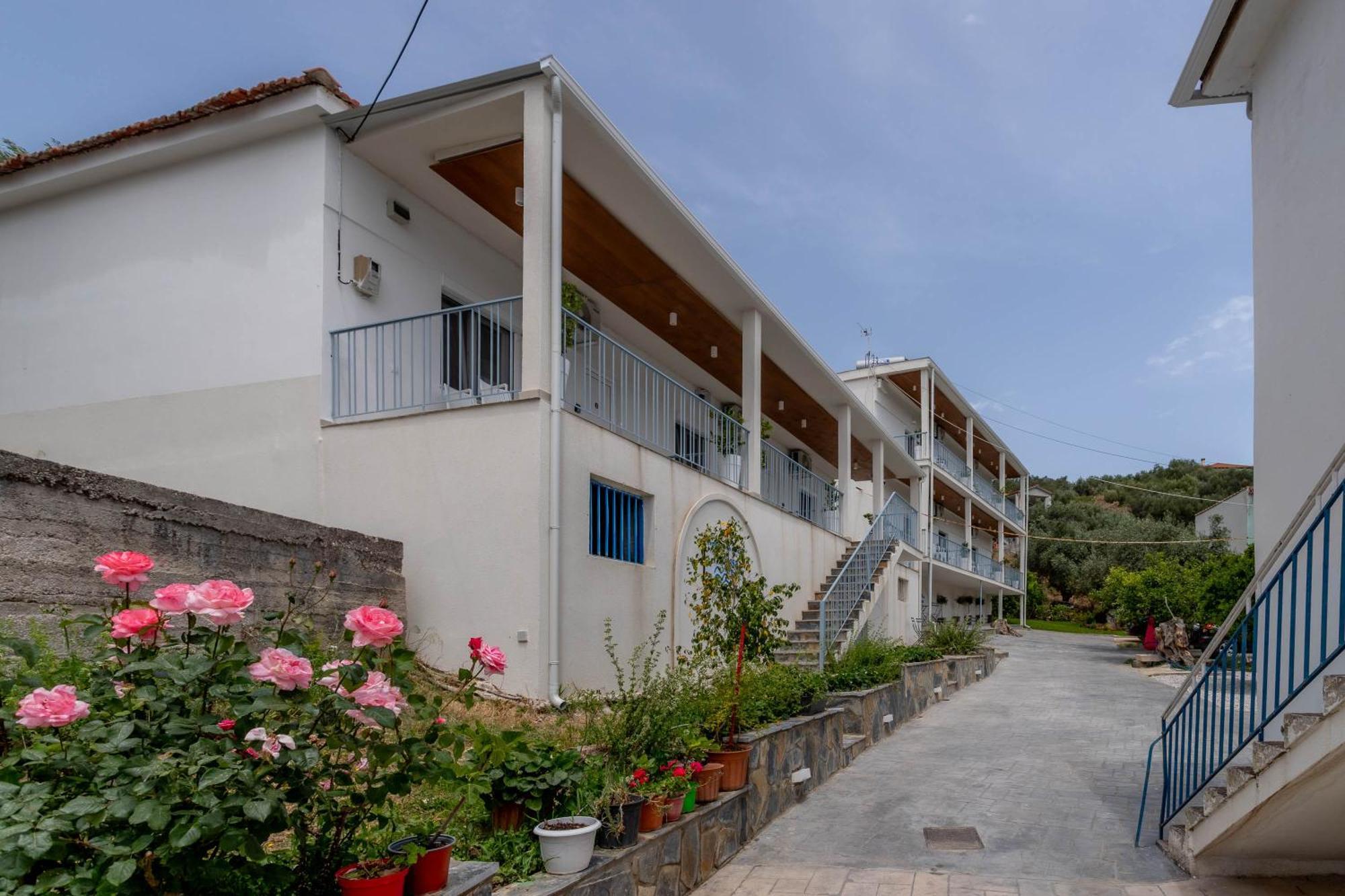 Pteleo Apartments Pteleós Dış mekan fotoğraf