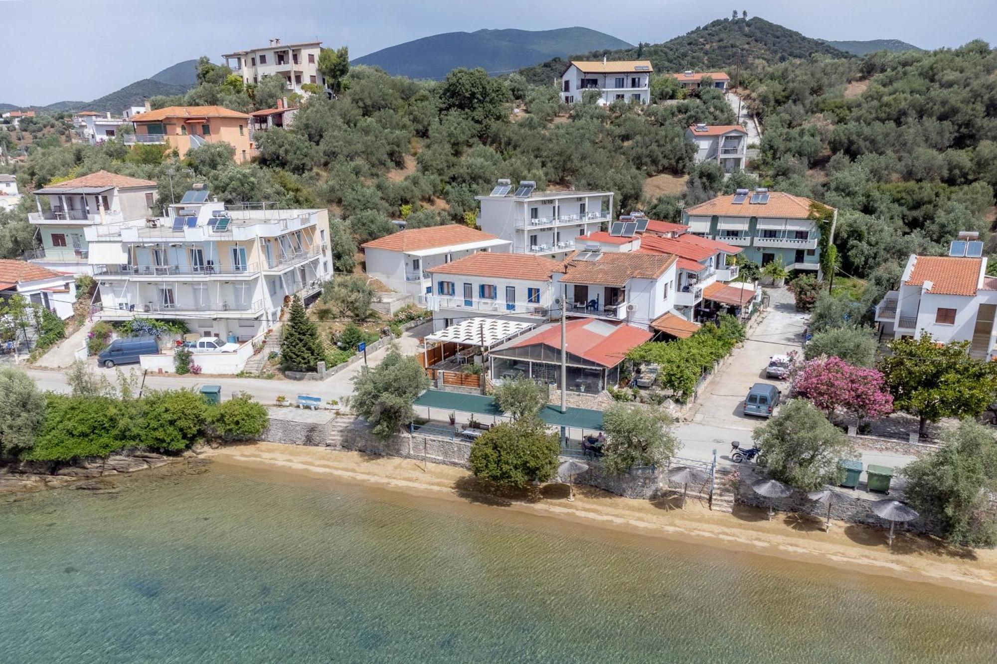 Pteleo Apartments Pteleós Dış mekan fotoğraf